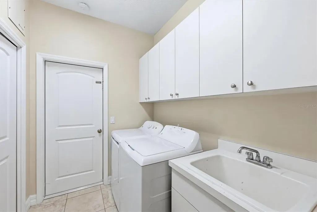 4751 Sweetshade Drive Sarasota FL 34241