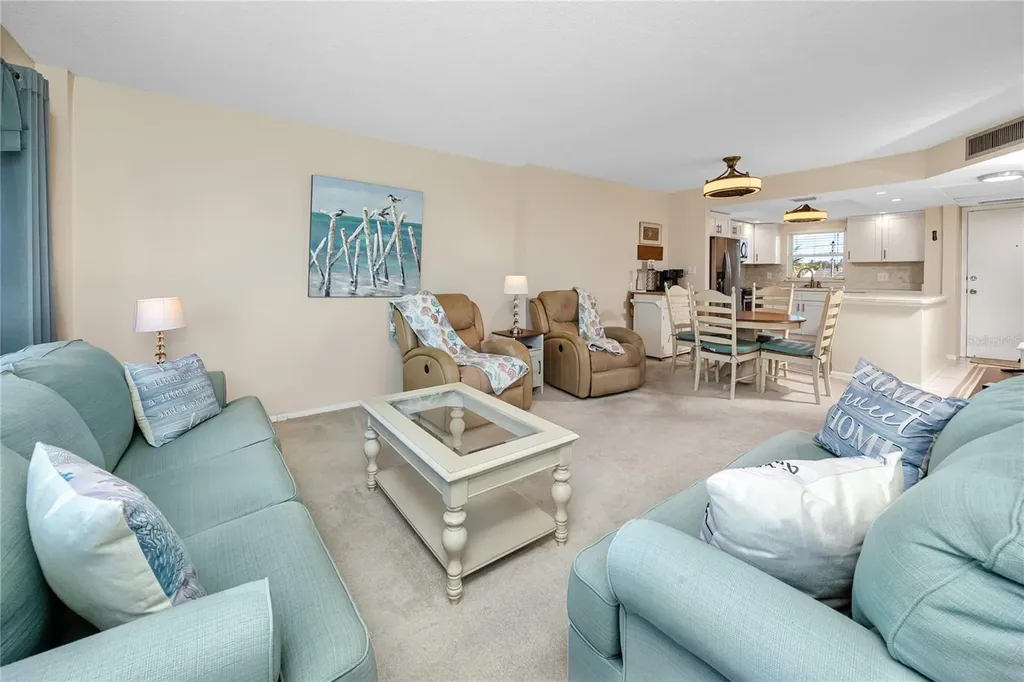 4650 Cove Circle St Petersburg FL 33708