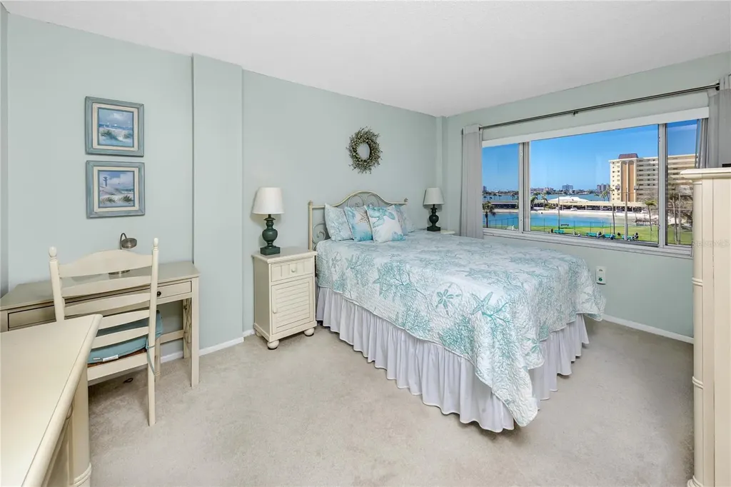 4650 Cove Circle St Petersburg FL 33708
