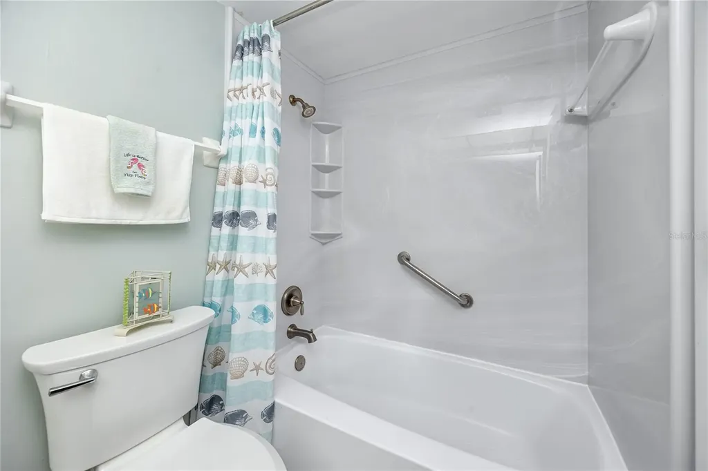 4650 Cove Circle St Petersburg FL 33708