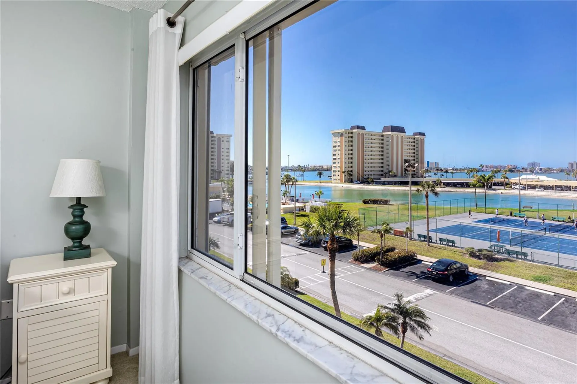 4650 Cove Circle St Petersburg FL 33708