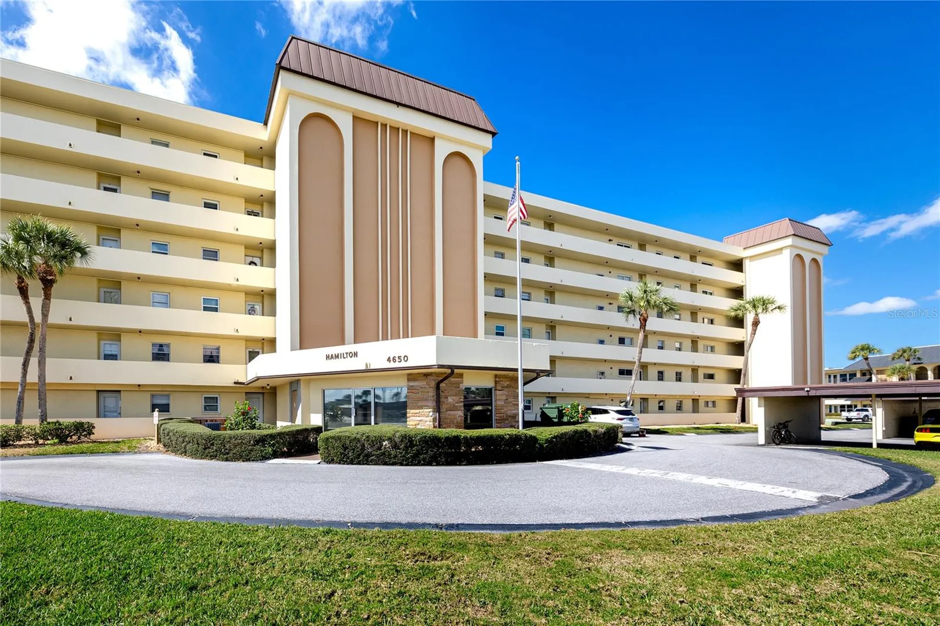 4650 Cove Circle St Petersburg FL 33708