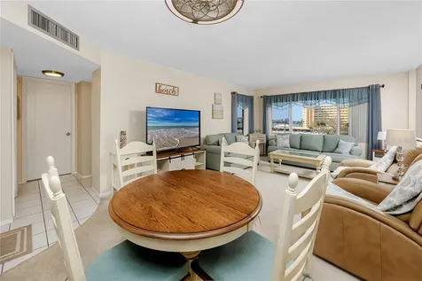4650 Cove Circle St Petersburg FL 33708