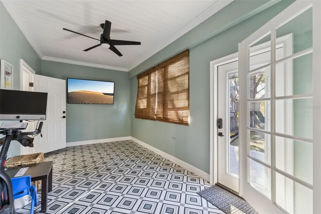 32345 Wolfs Trail Sorrento FL 32776