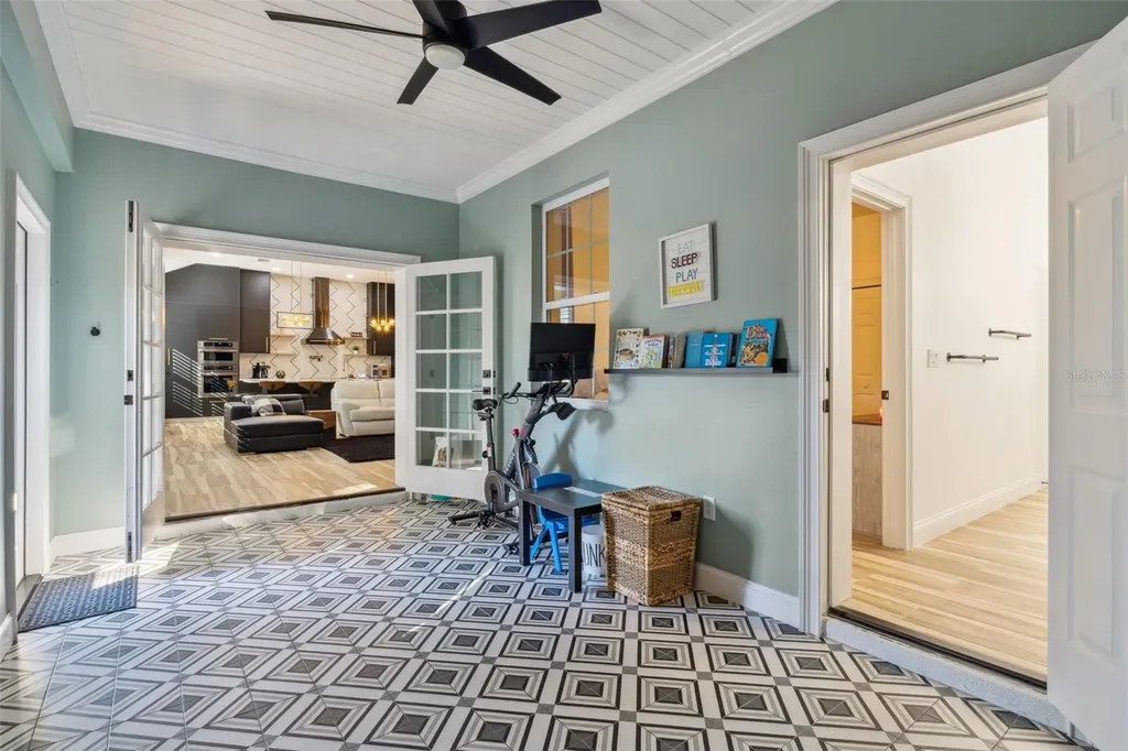 32345 Wolfs Trail Sorrento FL 32776