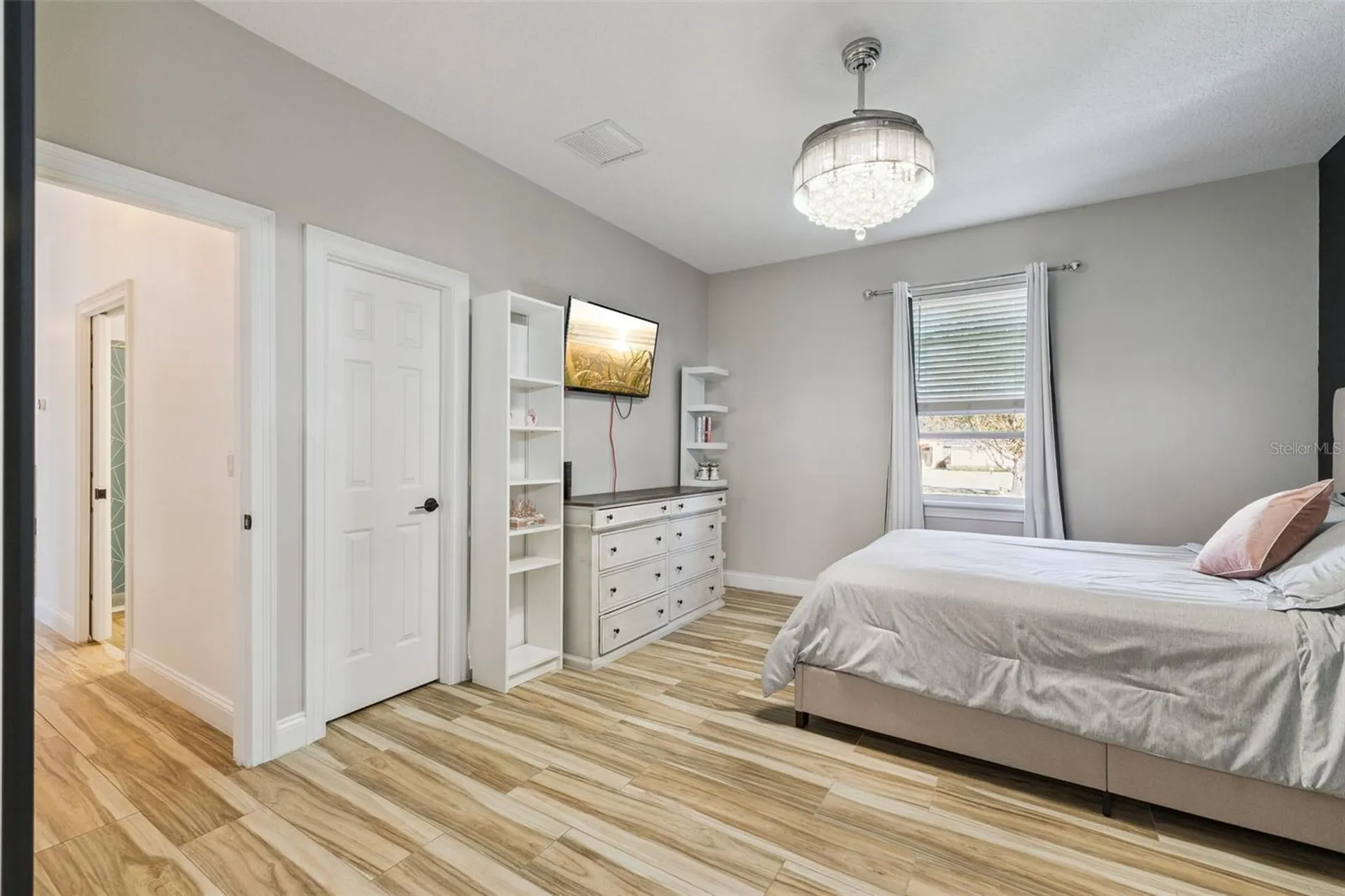 32345 Wolfs Trail Sorrento FL 32776