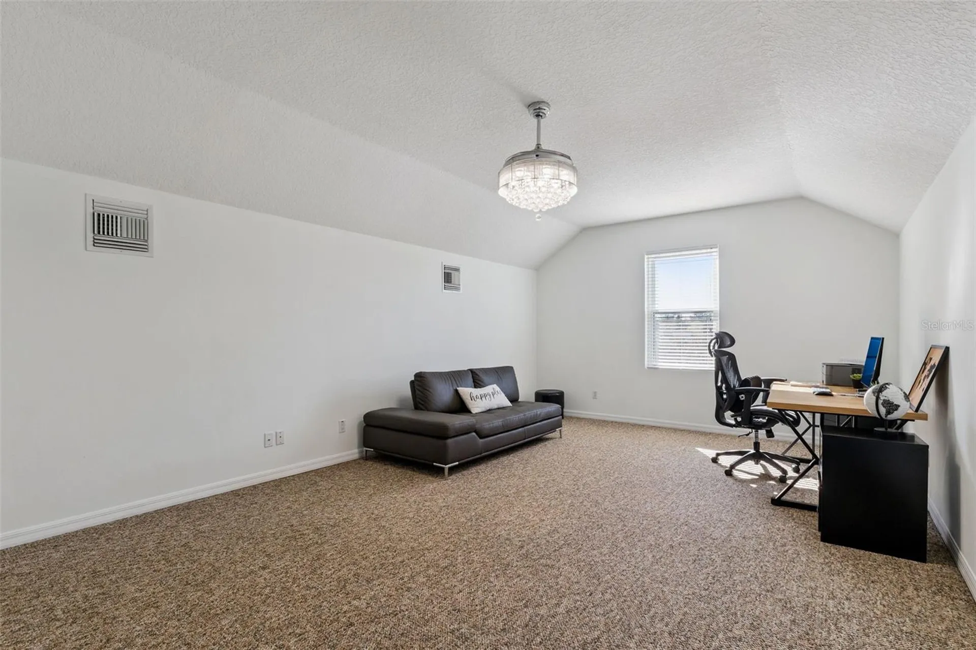 32345 Wolfs Trail Sorrento FL 32776