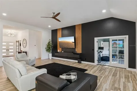 32345 Wolfs Trail Sorrento FL 32776