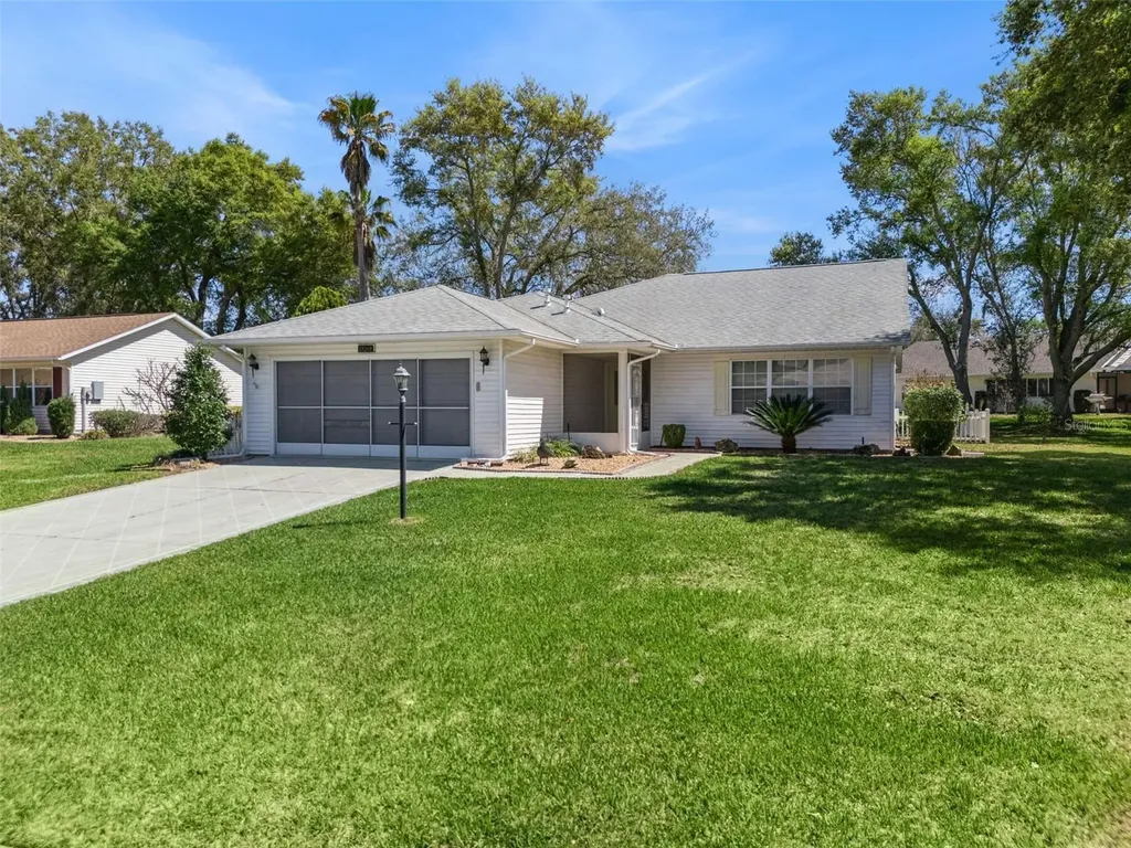 27217 Racquet Circle Leesburg FL 34748