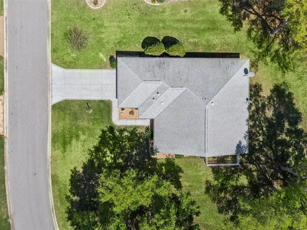 27217 Racquet Circle Leesburg FL 34748
