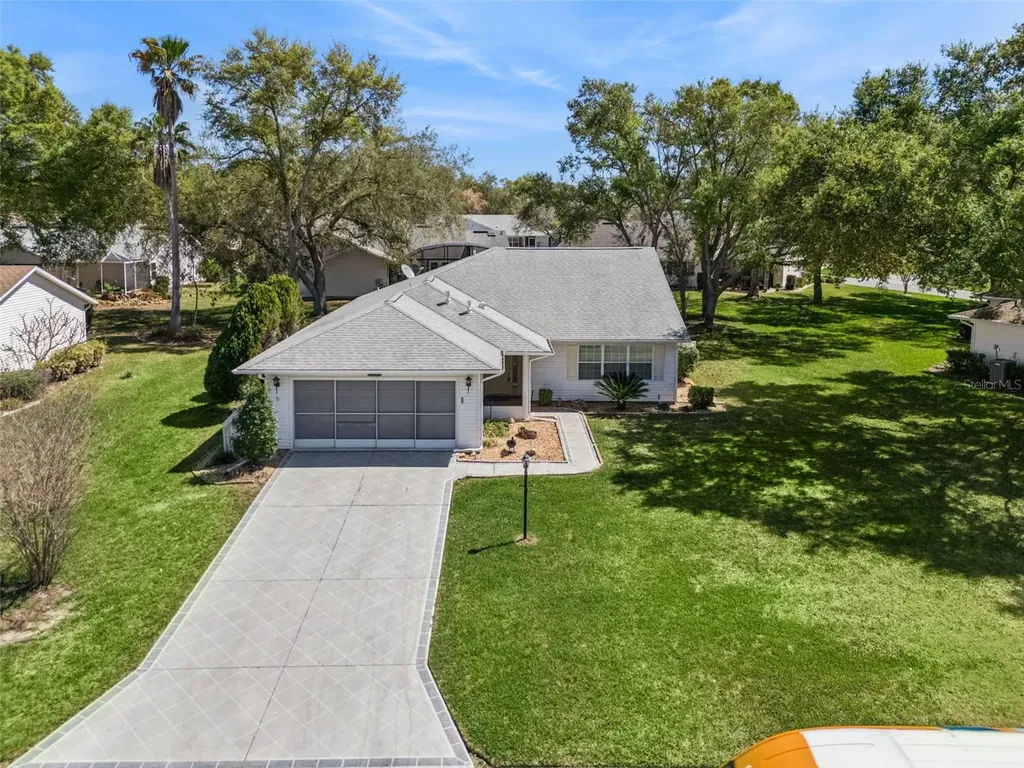 27217 Racquet Circle Leesburg FL 34748