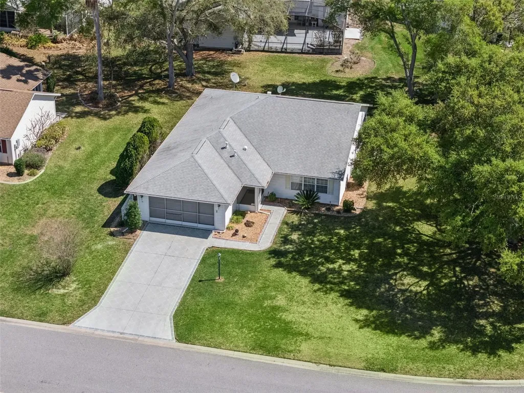 27217 Racquet Circle Leesburg FL 34748