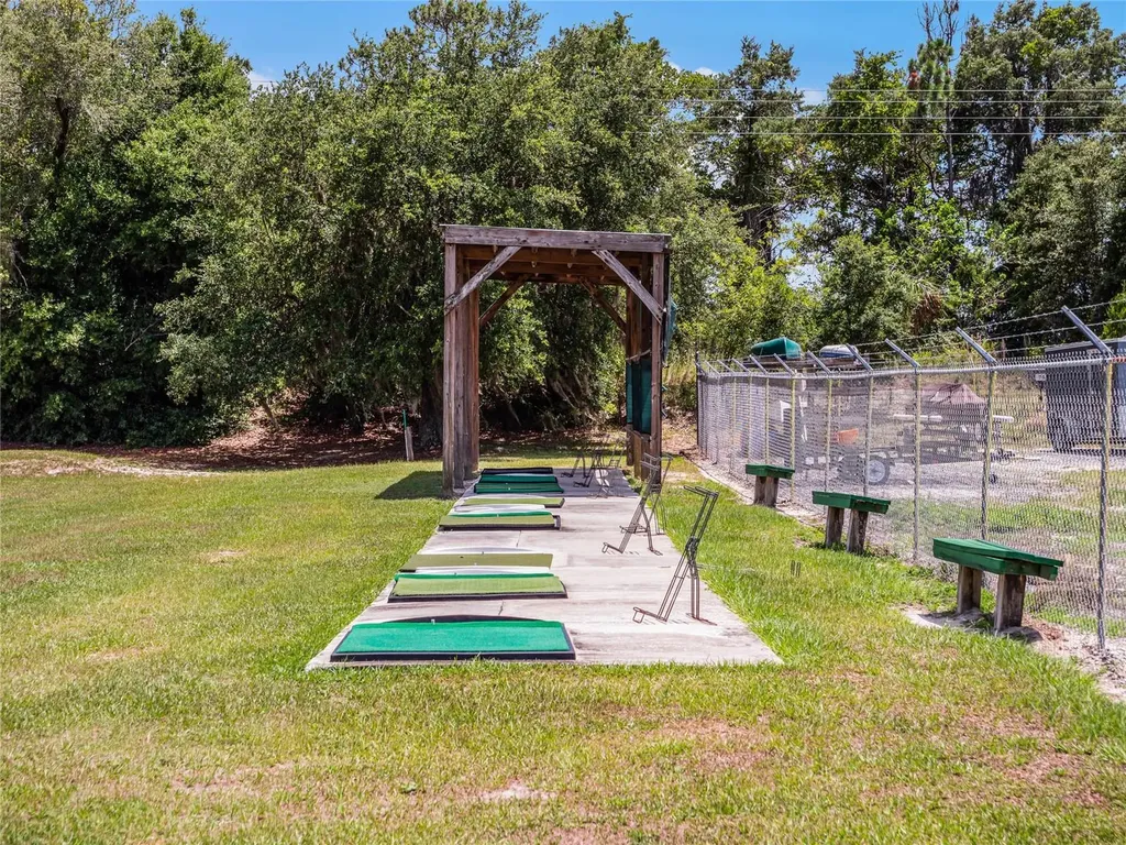 27217 Racquet Circle Leesburg FL 34748