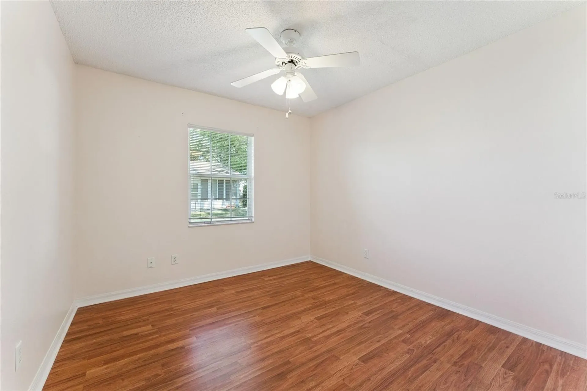 27217 Racquet Circle Leesburg FL 34748