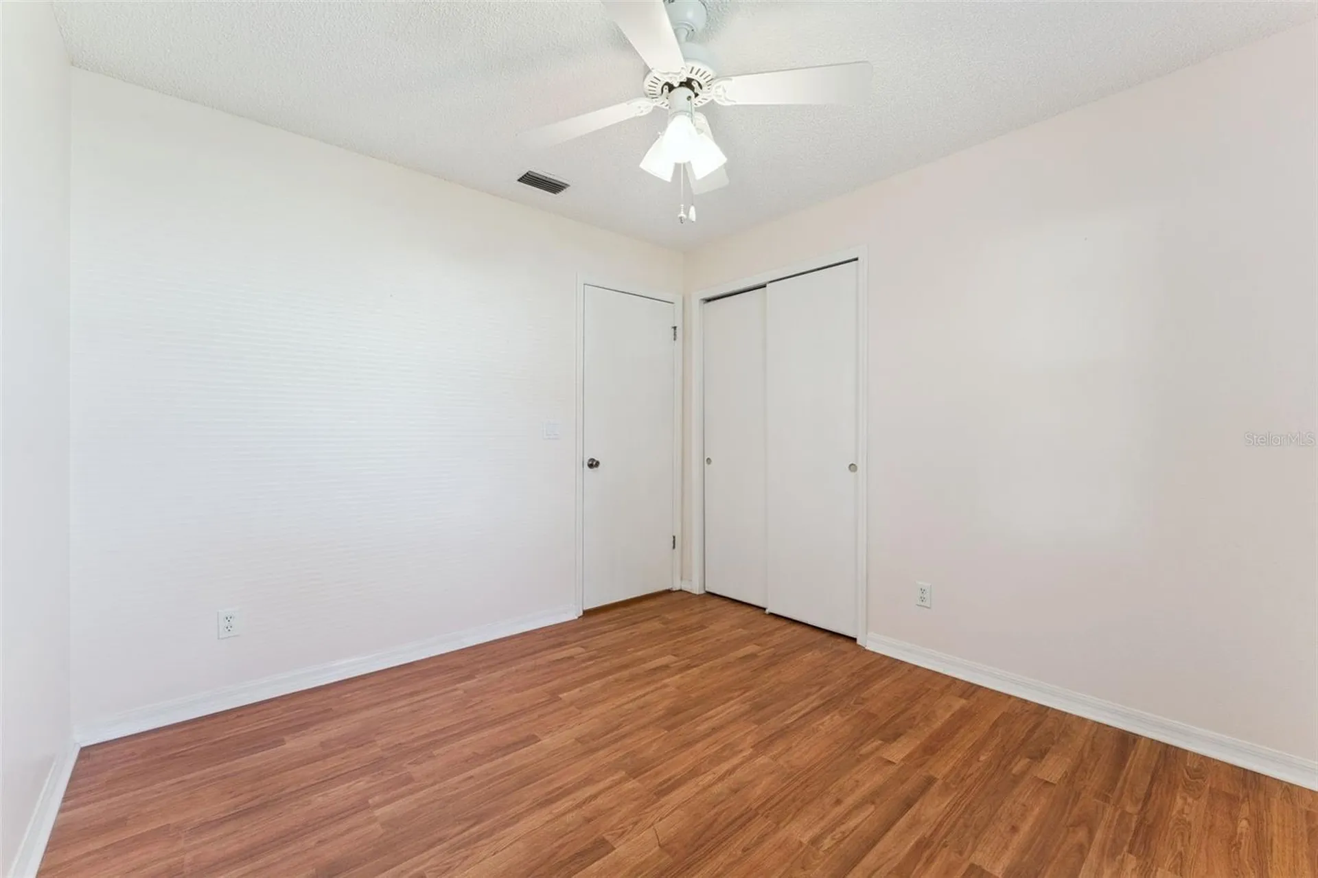 27217 Racquet Circle Leesburg FL 34748
