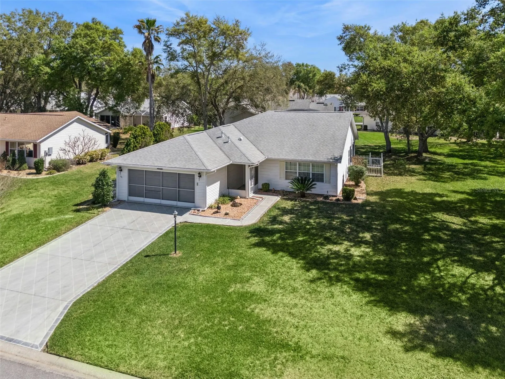 27217 Racquet Circle Leesburg FL 34748