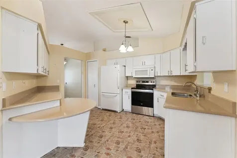 27217 Racquet Circle Leesburg FL 34748