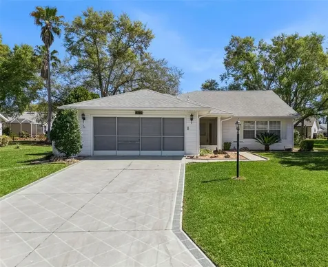 27217 Racquet Circle Leesburg FL 34748