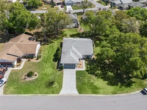 27217 Racquet Circle Leesburg FL 34748