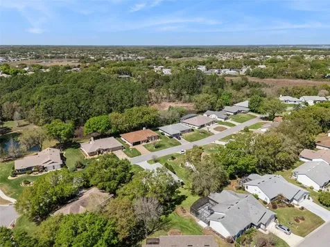 27217 Racquet Circle Leesburg FL 34748