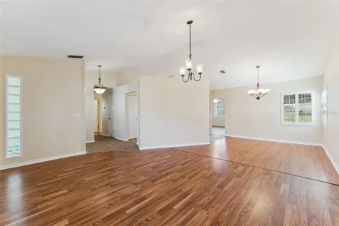 27217 Racquet Circle Leesburg FL 34748