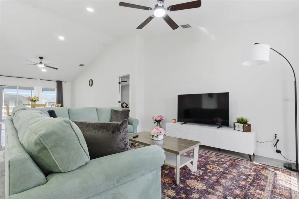 619 SW 26th Terrace Cape Coral FL 33914