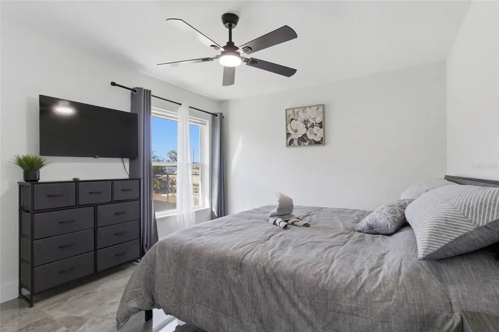 619 SW 26th Terrace Cape Coral FL 33914