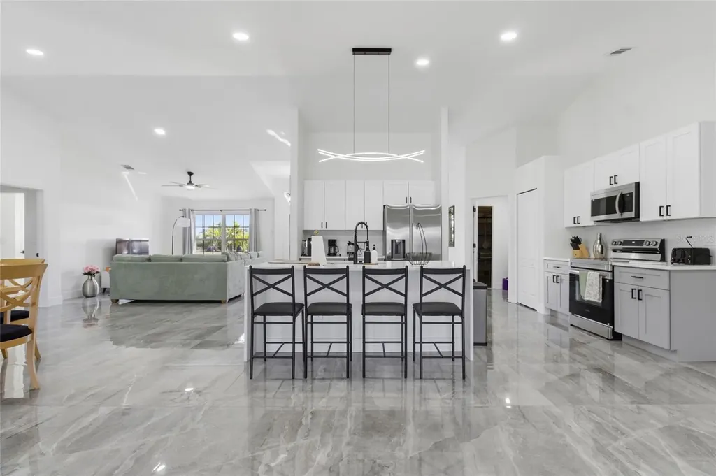 619 SW 26th Terrace Cape Coral FL 33914