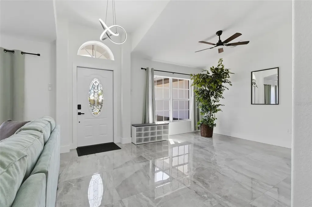 619 SW 26th Terrace Cape Coral FL 33914