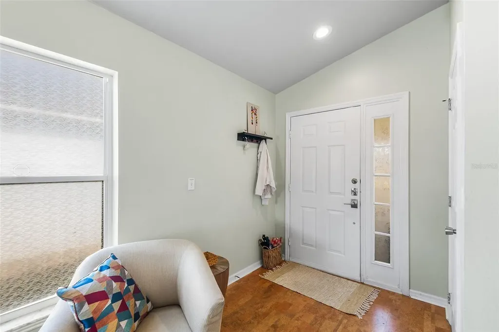 221 Grosvenor Loop Davenport FL 33897
