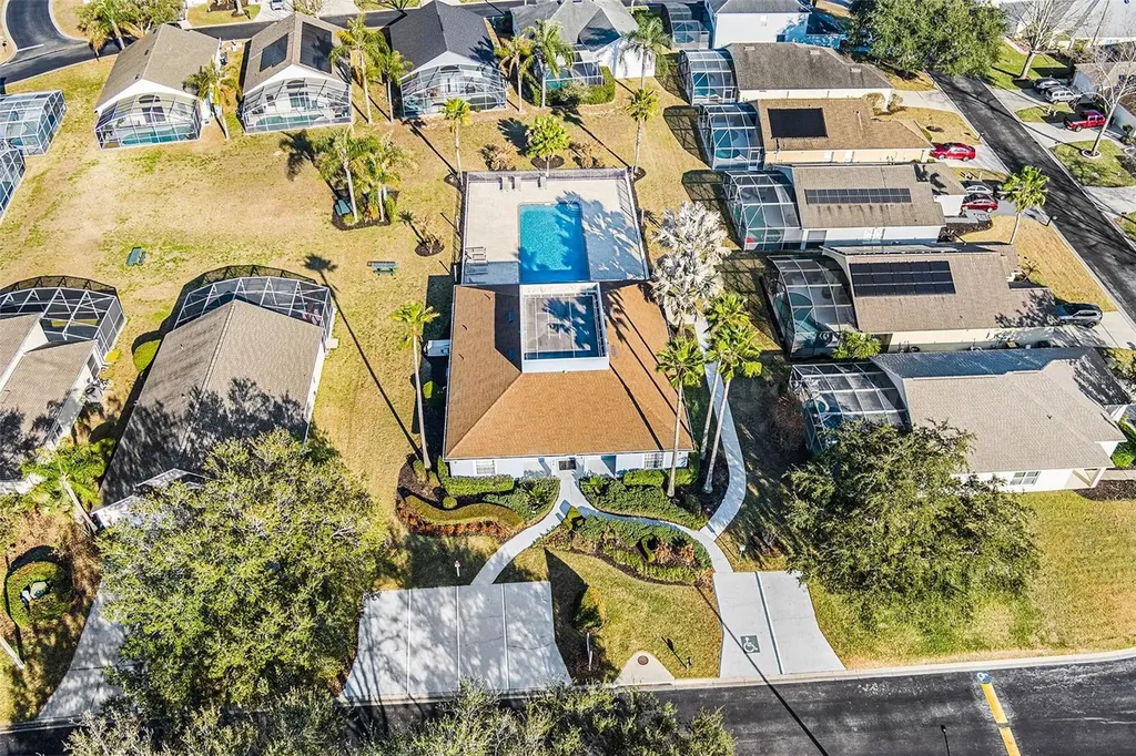 221 Grosvenor Loop Davenport FL 33897