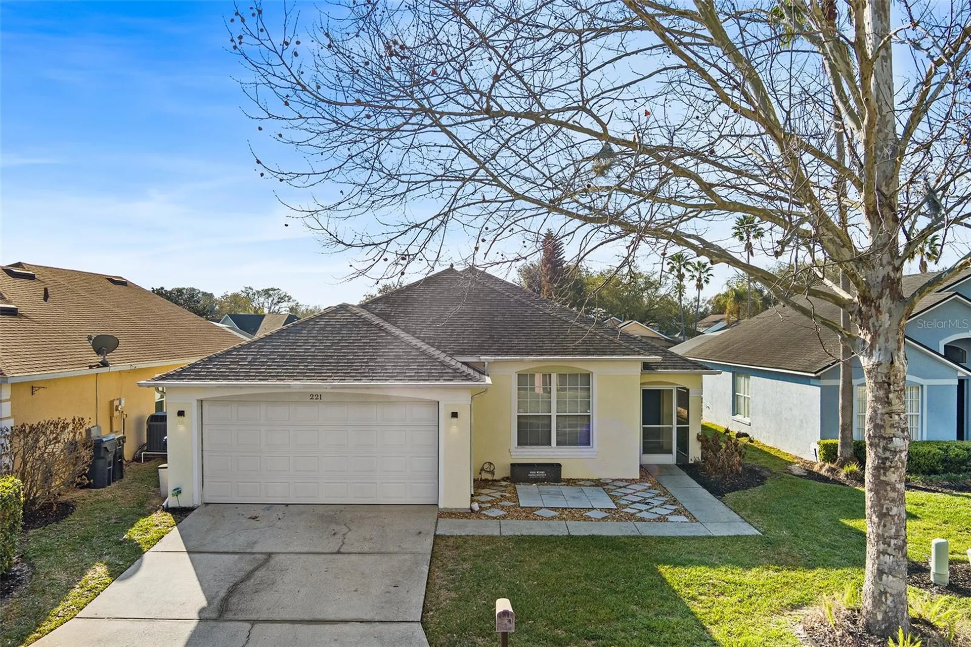 221 Grosvenor Loop Davenport FL 33897