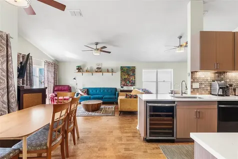 221 Grosvenor Loop Davenport FL 33897