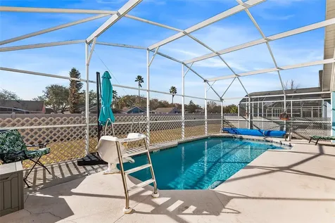 221 Grosvenor Loop Davenport FL 33897