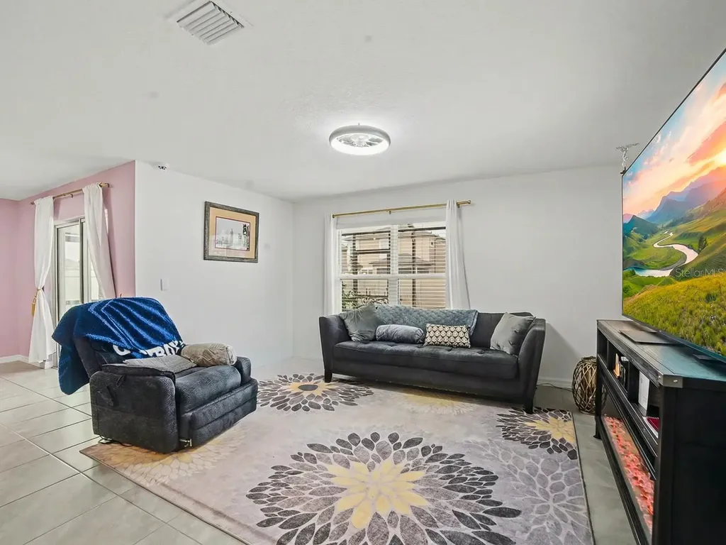 3173 Silver Date Drive Wimauma FL 33598