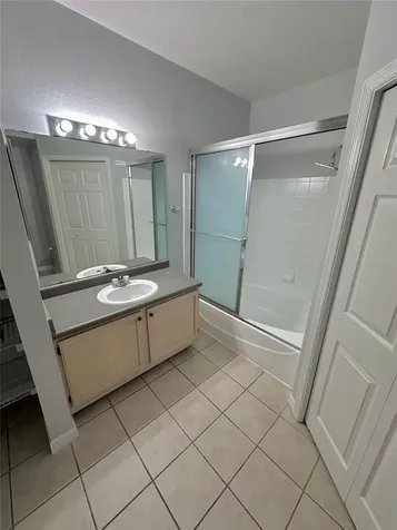 6412 Queens Borough Avenue Orlando FL 32835