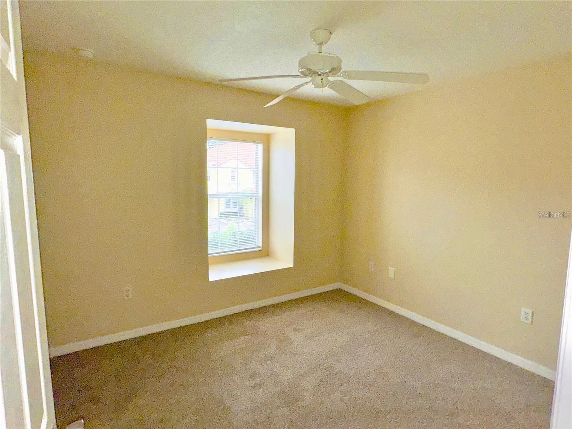 5465 Paradise Cay Circle Kissimmee FL 34746