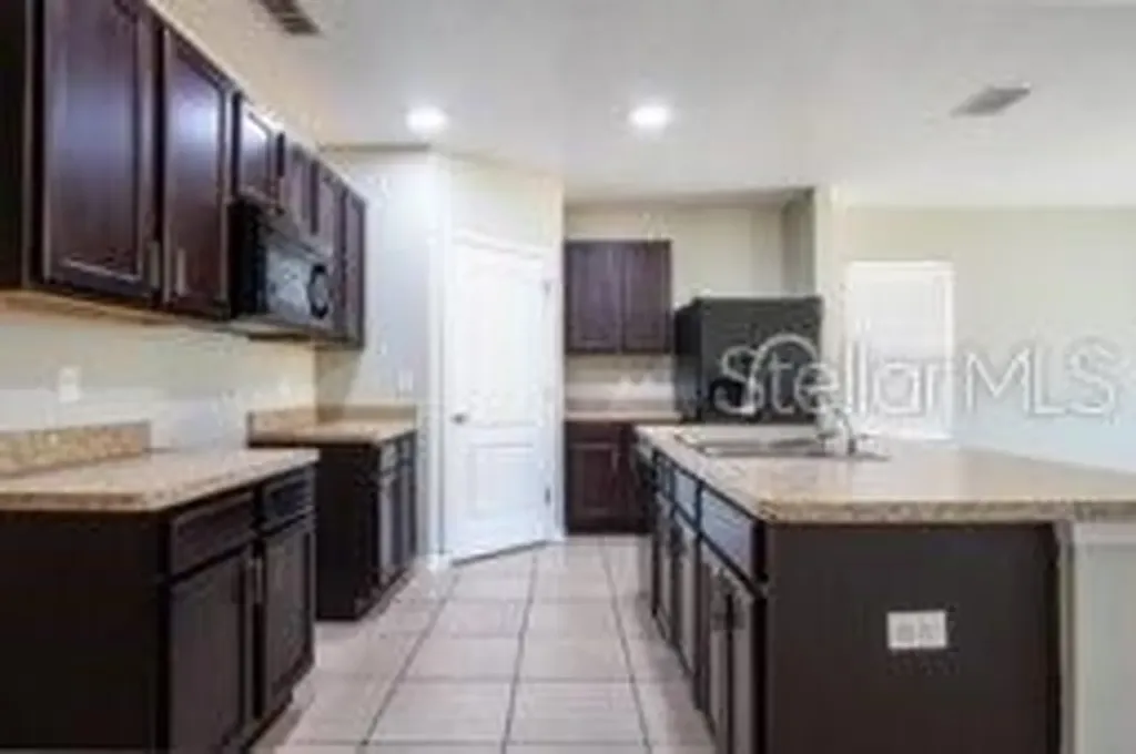 232 Willow Bend Drive Davenport FL 33897
