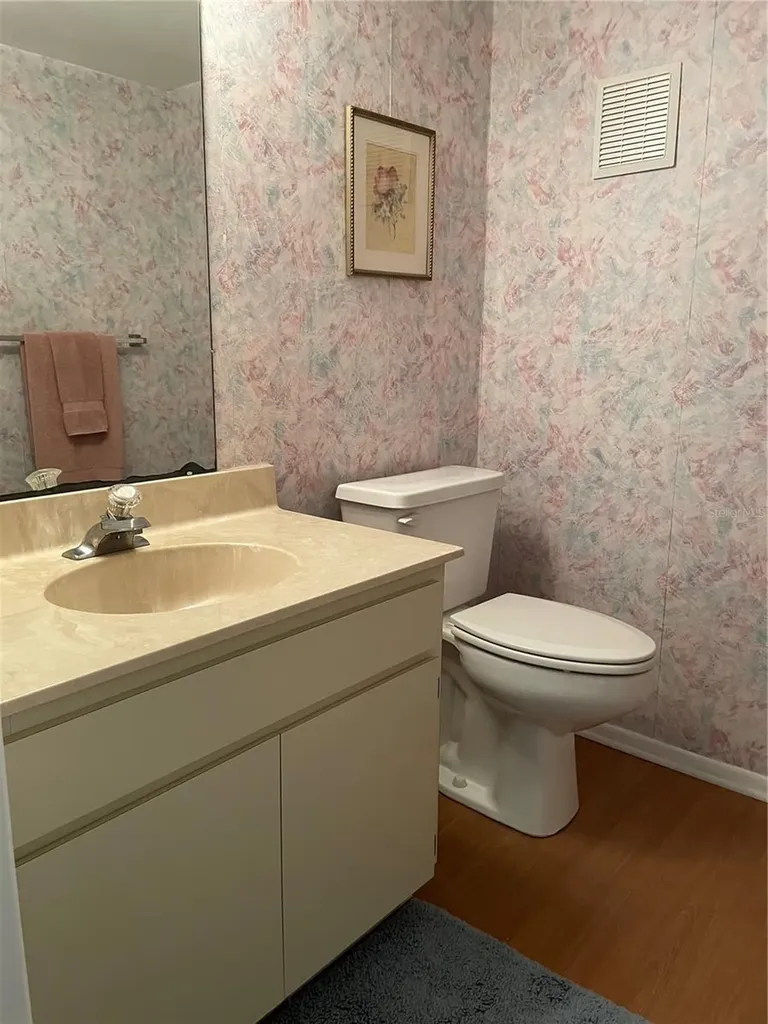 2221 Norwegian Drive Clearwater FL 33763