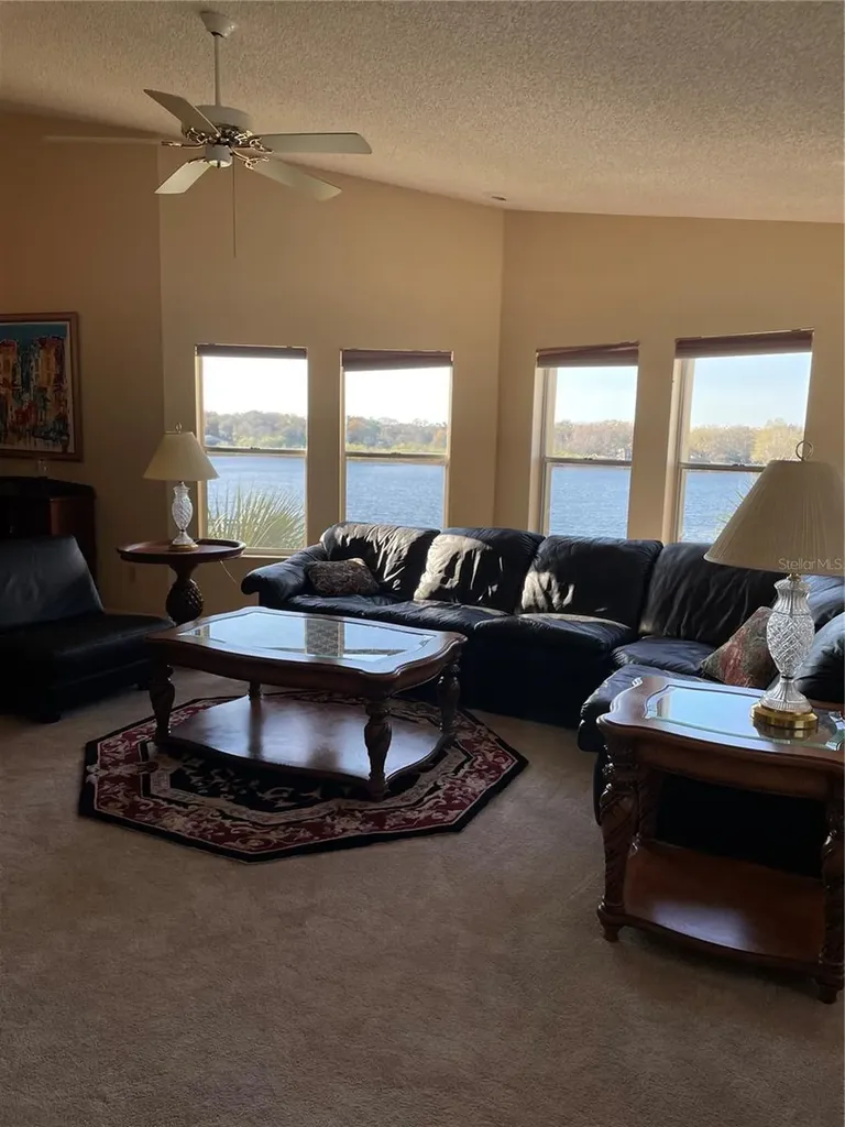 2221 Norwegian Drive Clearwater FL 33763
