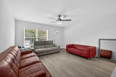 303 E Hollywood Street Tampa FL 33604