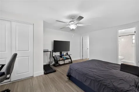 303 E Hollywood Street Tampa FL 33604