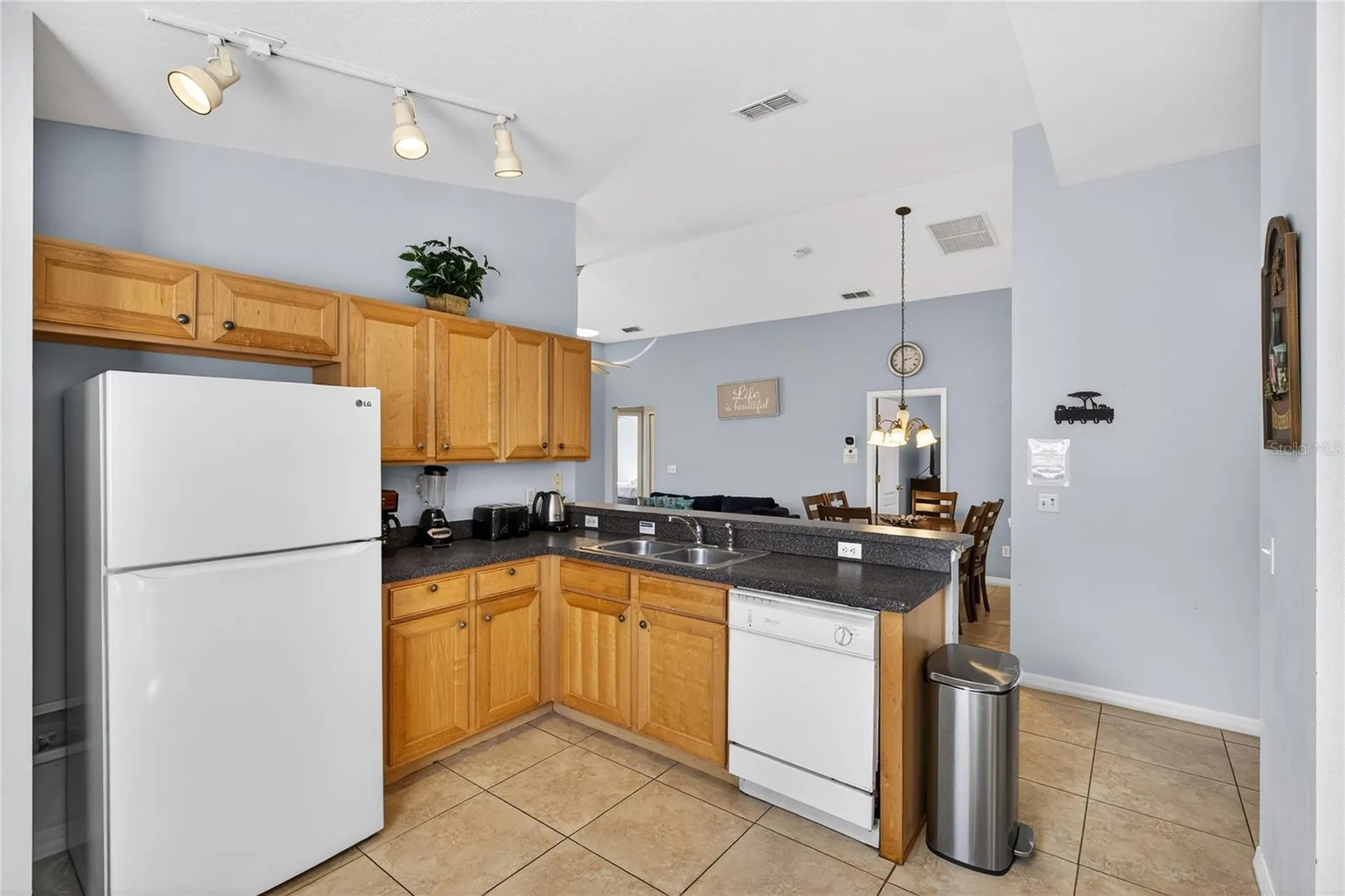 489 Scrub Jay Way Davenport FL 33896