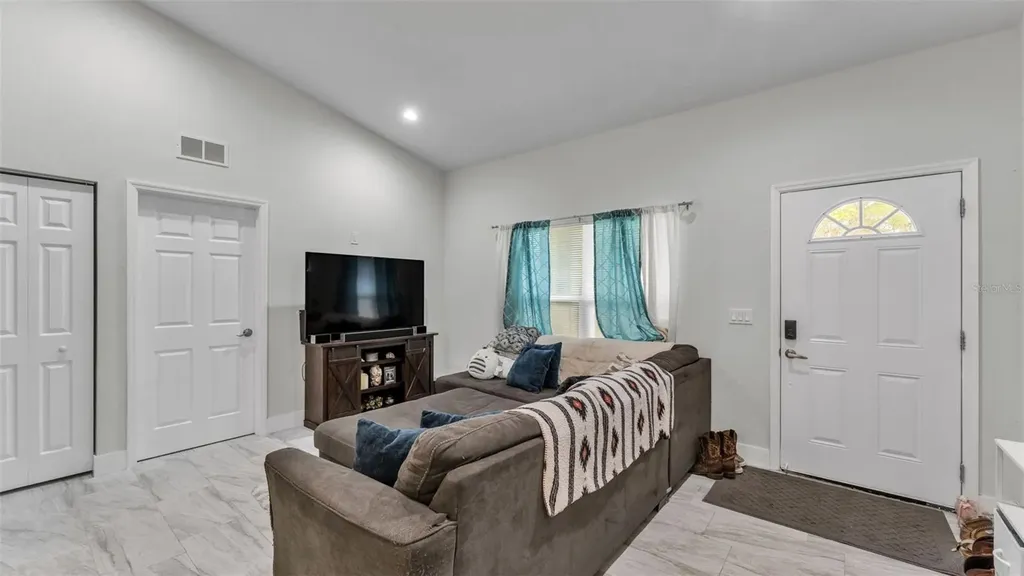 6503 Burkett Avenue Sebring FL 33875