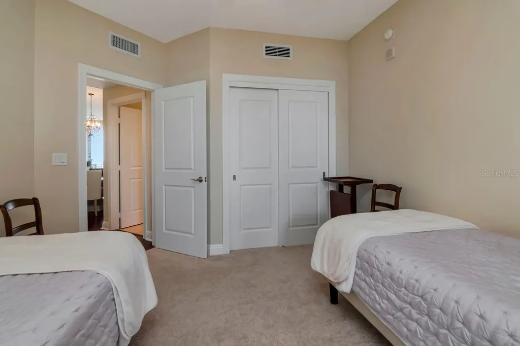 5823 Bowen Daniel Drive Tampa FL 33616