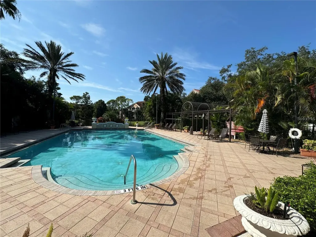 4122 Central Sarasota Parkway Sarasota FL 34238