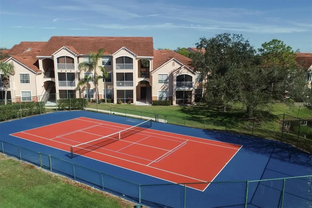 4122 Central Sarasota Parkway Sarasota FL 34238
