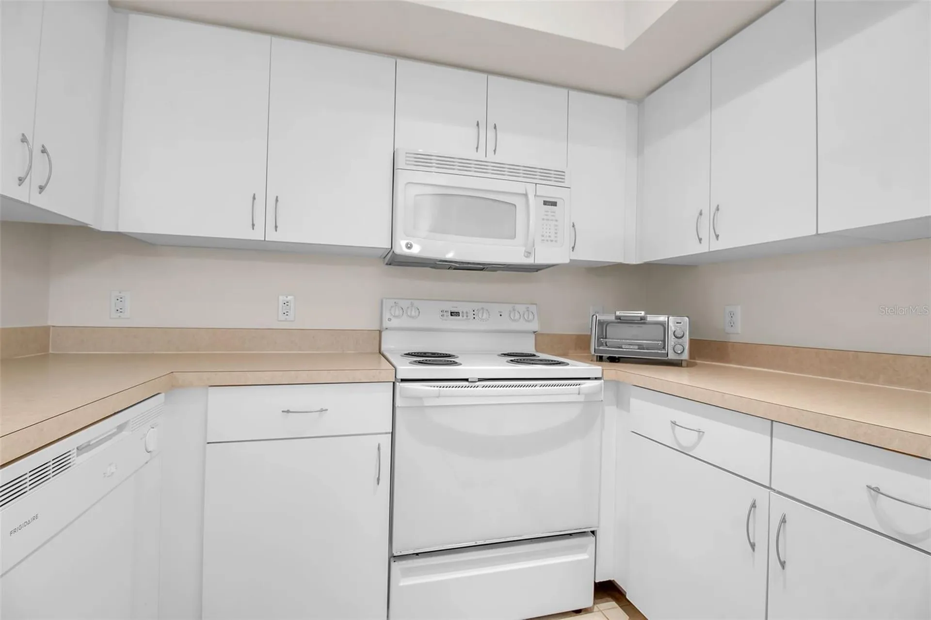 4122 Central Sarasota Parkway Sarasota FL 34238