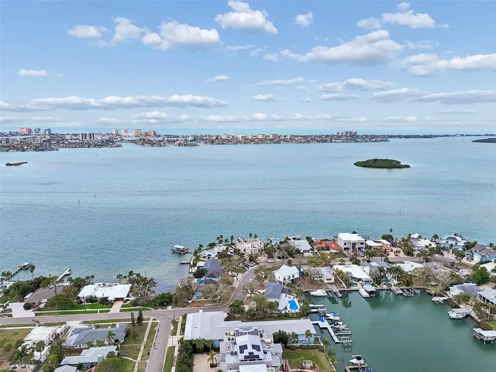 300 Venetian Drive Clearwater FL 33755