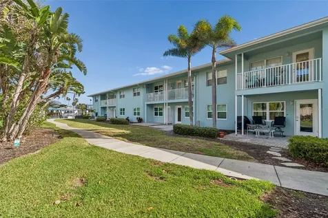 300 Venetian Drive Clearwater FL 33755